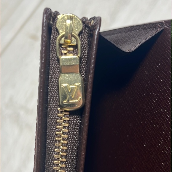 Louis Vuitton Damier Porte Monnaie Bifold Wallet - Picture 6 of 16